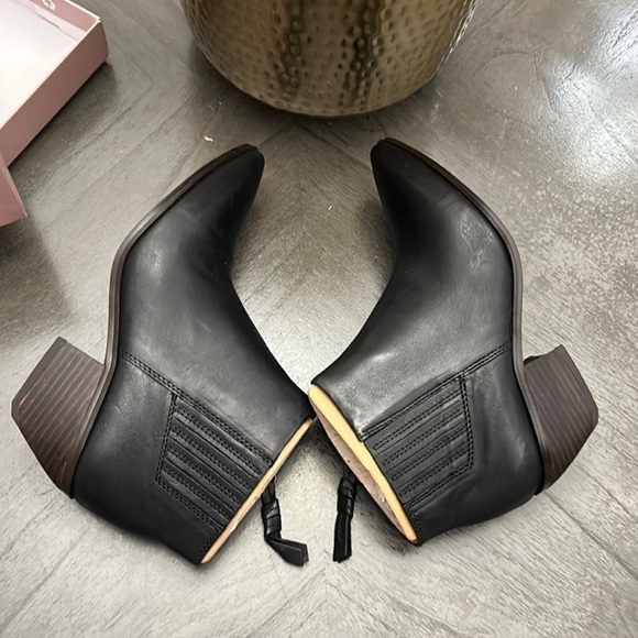 Franco Sarto Women's Spur Pointed Toe Ankle Boot - Picture 9 of 9